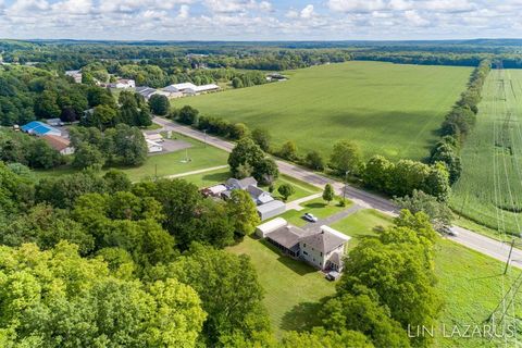 A home in Pennfield Twp