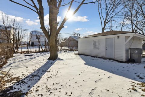 A home in Inkster