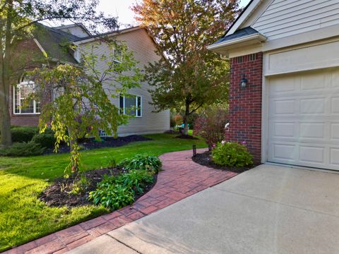 A home in Commerce Twp