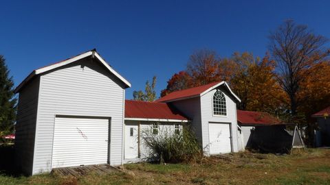 A home in Leonidas Twp