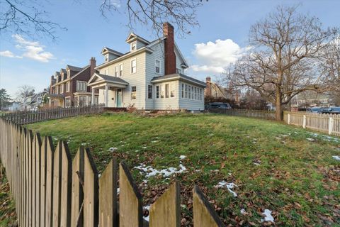 A home in Lansing