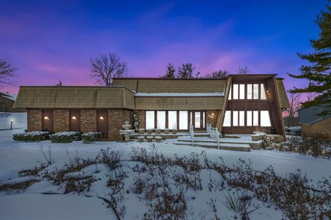 A home in West Bloomfield Twp