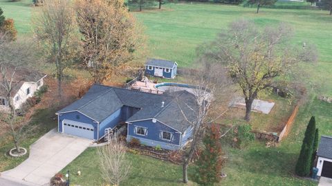 A home in Lapeer