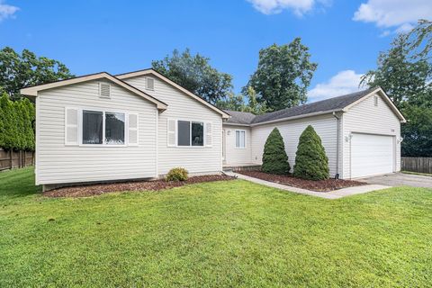 A home in Waterford Twp