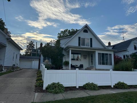 A home in Lapeer