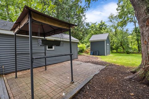 A home in Lake Orion Vlg