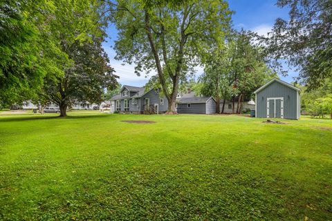 A home in Lake Orion Vlg