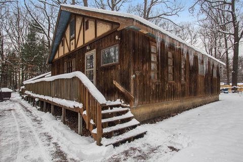 A home in Lee Twp