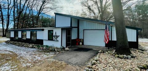 A home in Montcalm Twp