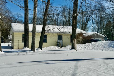 A home in Markey Twp