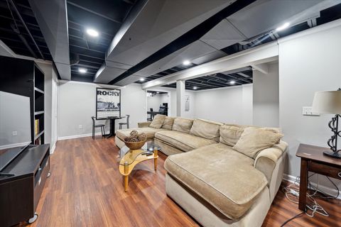 listing image 50