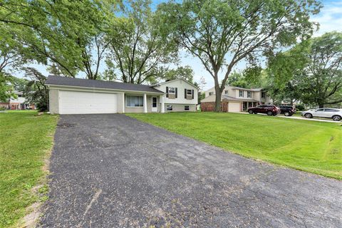 A home in West Bloomfield Twp