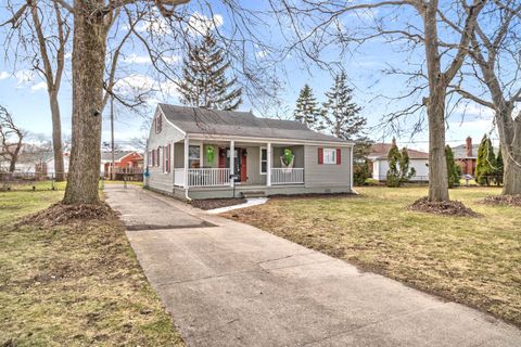 A home in Dearborn Heights