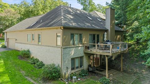 A home in Commerce Twp