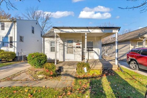 A home in Harper Woods