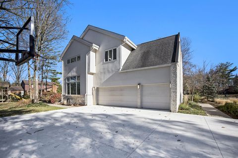 A home in West Bloomfield Twp