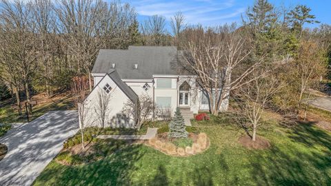 A home in West Bloomfield Twp