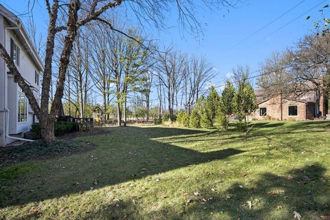 A home in West Bloomfield Twp