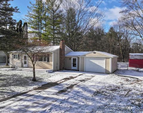 A home in Mt. Morris Twp