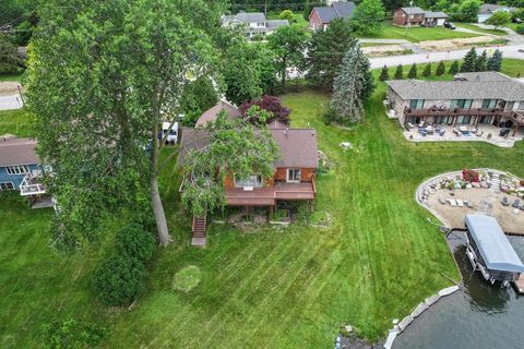 A home in Fenton Twp