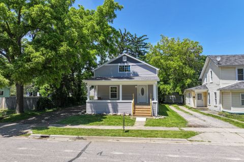 A home in Lapeer