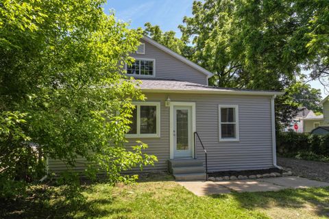 A home in Lapeer