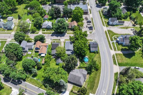 A home in Lapeer