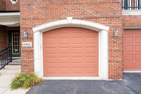 A home in West Bloomfield Twp