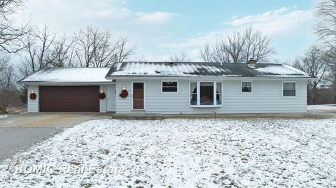 A home in Taymouth Twp