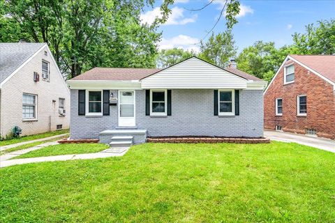 A home in Harper Woods