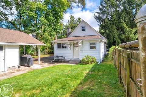 A home in Farmington Hills