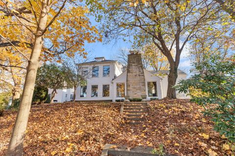 A home in La Porte