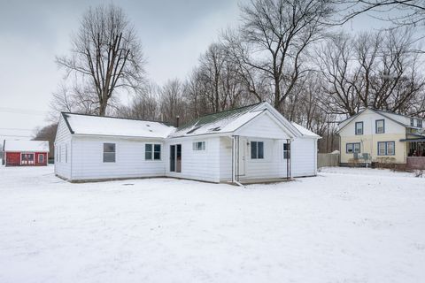 A home in Van Buren Twp