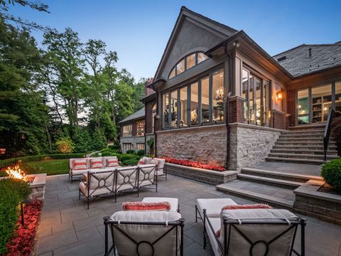 A home in Bloomfield Hills