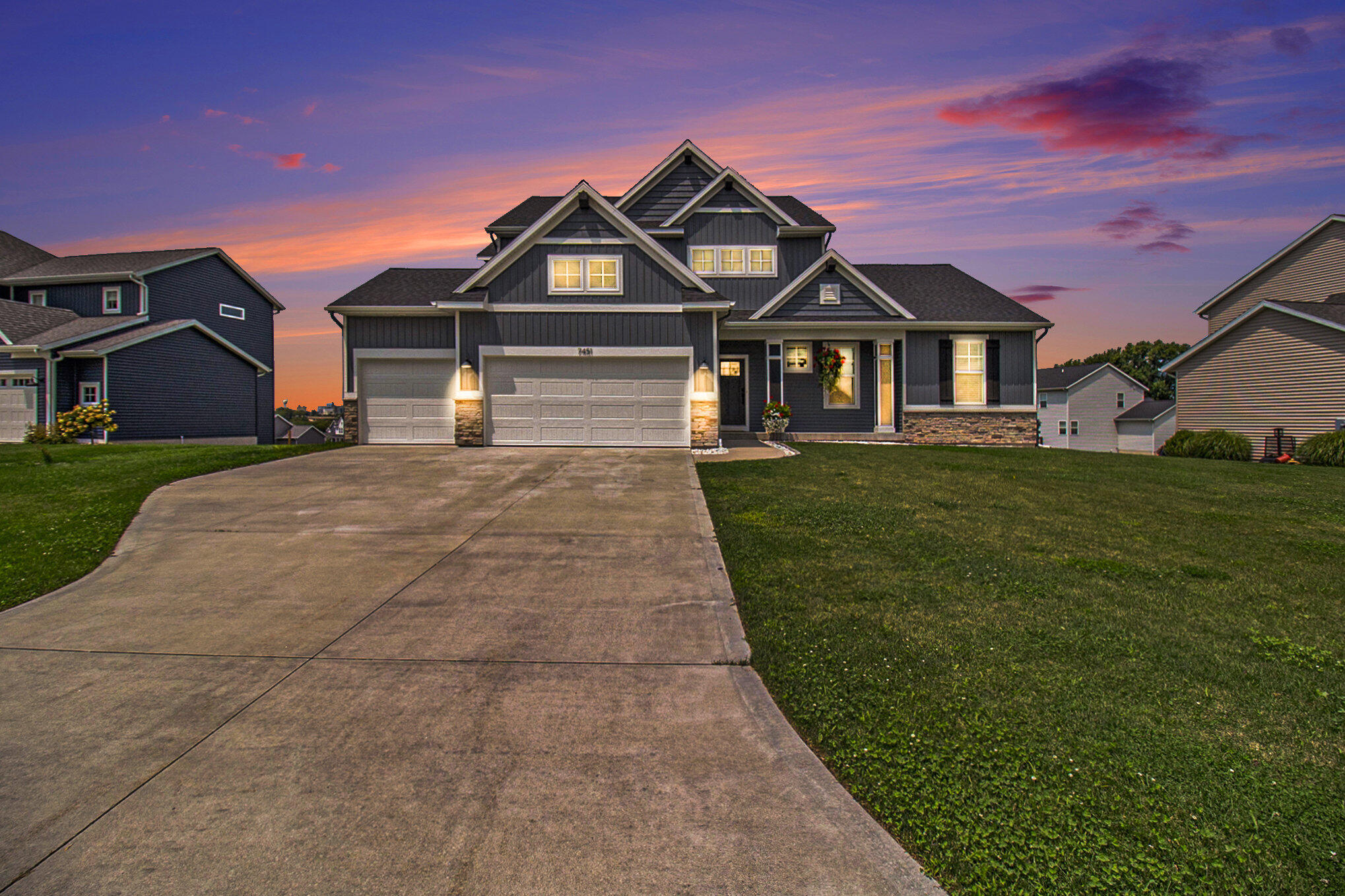 View Zeeland Twp, MI 49464 house