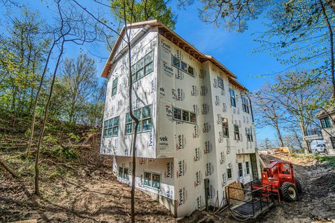 A home in Laketown Twp