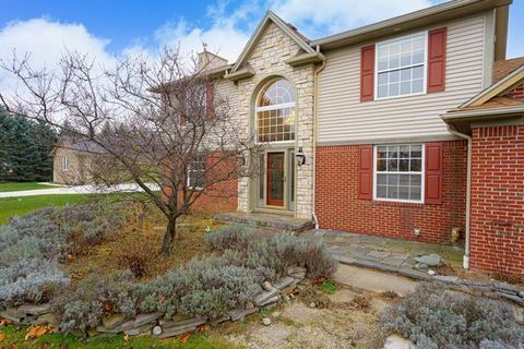 A home in Grand Blanc Twp