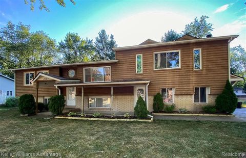 A home in Commerce Twp