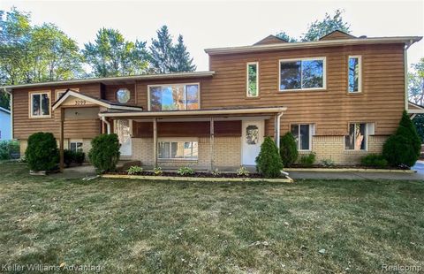 A home in Commerce Twp