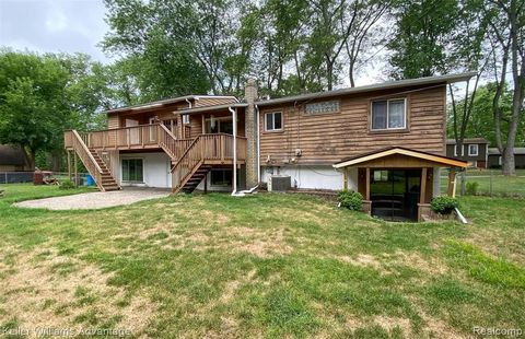 A home in Commerce Twp