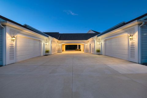 A home in Oronoko Twp