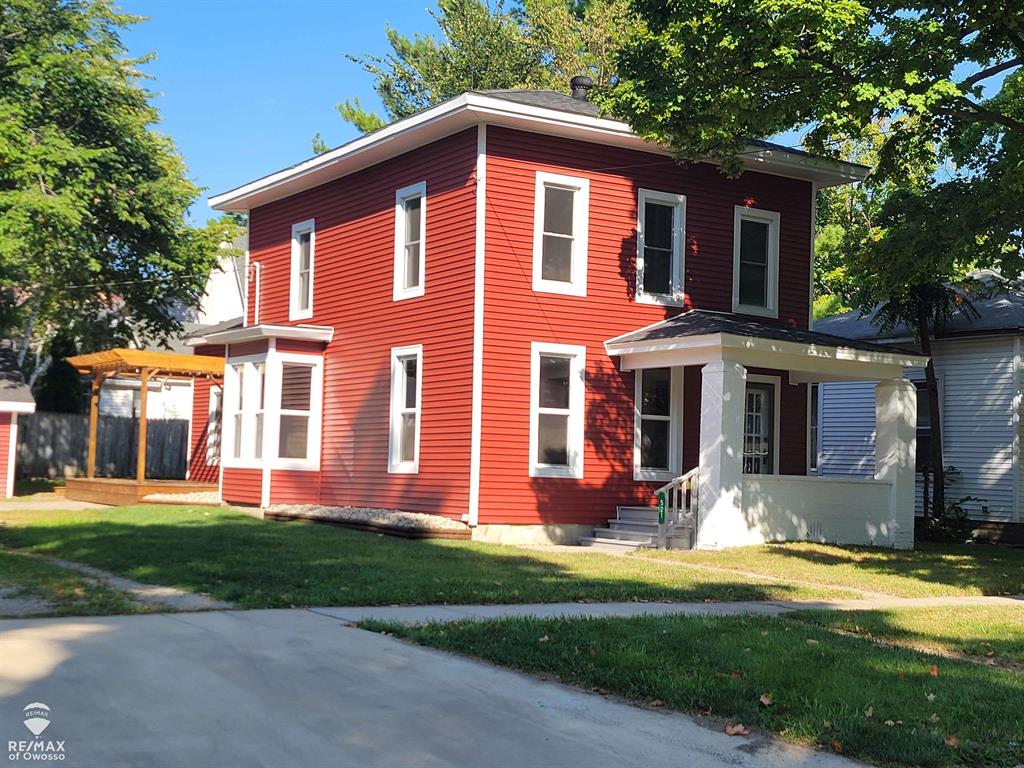 View Owosso, MI 48867 house