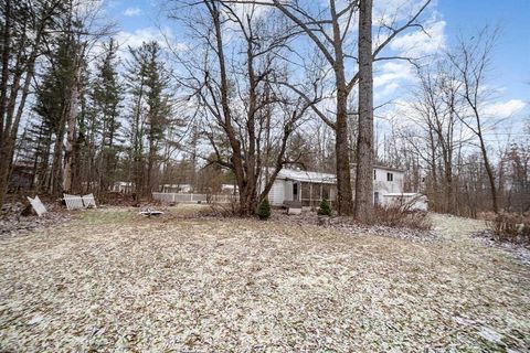 A home in Beaverton Twp