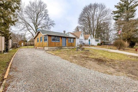 A home in Worth Twp