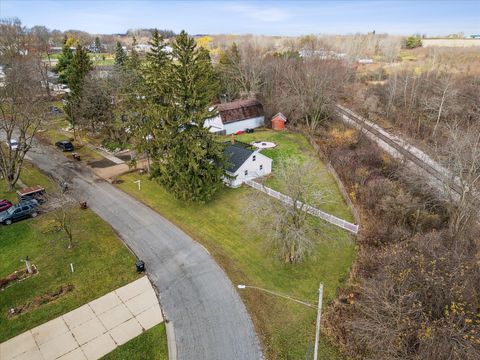 A home in Tyrone Twp