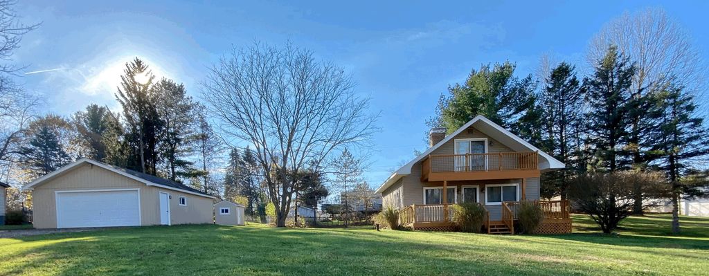 Photo for 4725 ALAMO Avenue, Independence Township, MI 48348 (MLS # 20221053808)