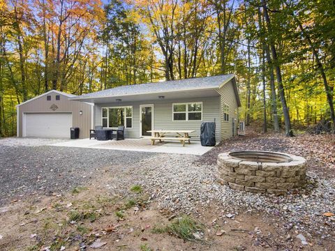 A home in Rose Lake Twp