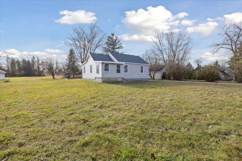 A home in Grand Blanc Twp