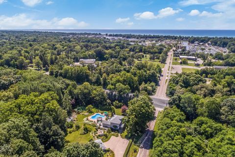 A home in South Haven Twp