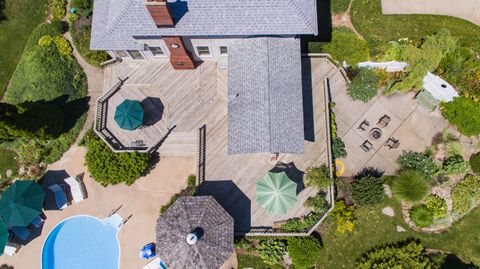 A home in South Haven Twp